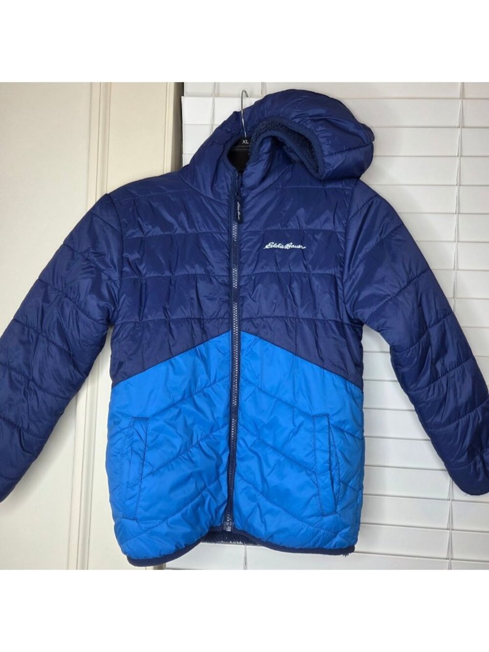 Kids Eddie Bauer Hooded Puffer Jacket XL 8 REVERSABLE Blue Colorblock Sherpa
